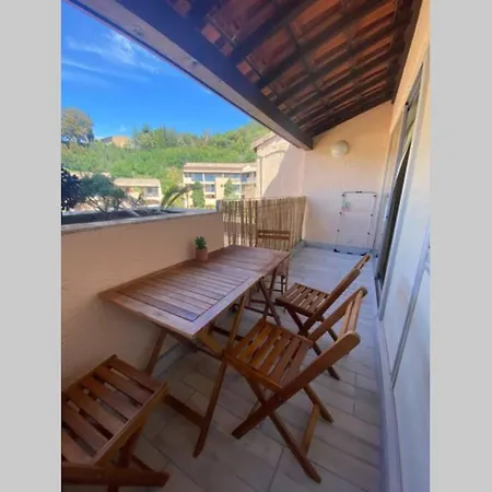 Charmant T2 En Duplex Golfe De Saint-tropez Апартаменты